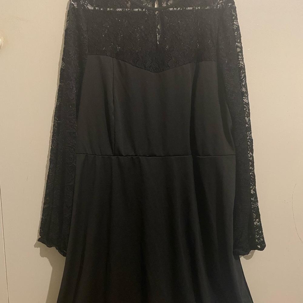 Elegant Black Lace Skirt